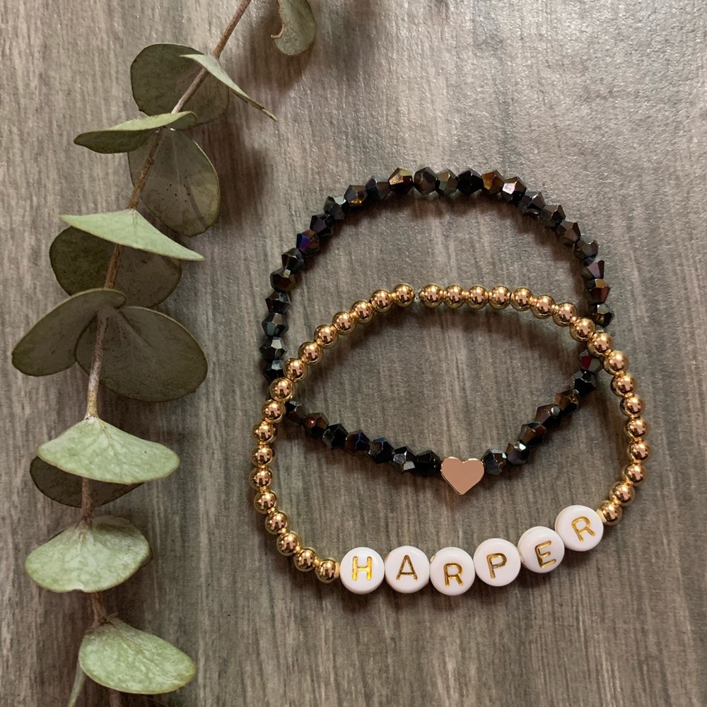 Women’s custom name bracelet